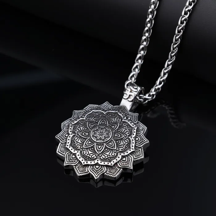Mandala Viking Totem Pendant Wholesale – Polished No-Fade Stainless Steel Necklace | Ideal for Daily Wear & Bulk Reseller Orders