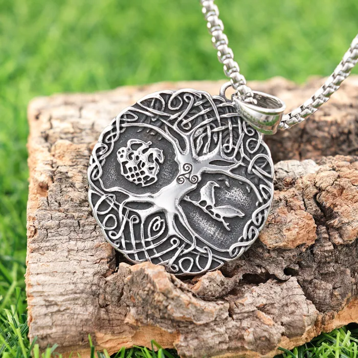 Trendy Viking Tree of Life Pendant – Polished Stainless Steel Retro Design for Men | Popular Fashion Jewelry for Bulk Purchase or Dropshipping