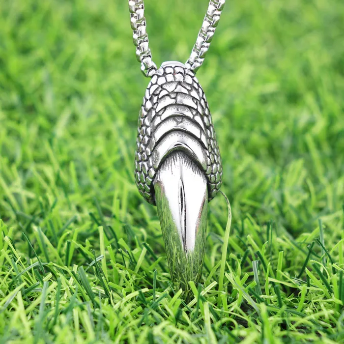 New Stylish Eagle Claw Pendant – Polished Stainless Steel, Tarnish-Resistant | Unique Fashion Jewelry for Bulk Orders, Resellers & Dropshipping
