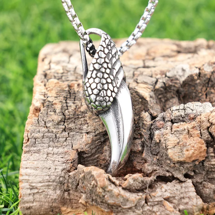 New Stylish Eagle Claw Pendant – Polished Stainless Steel, Tarnish-Resistant | Unique Fashion Jewelry for Bulk Orders, Resellers & Dropshipping