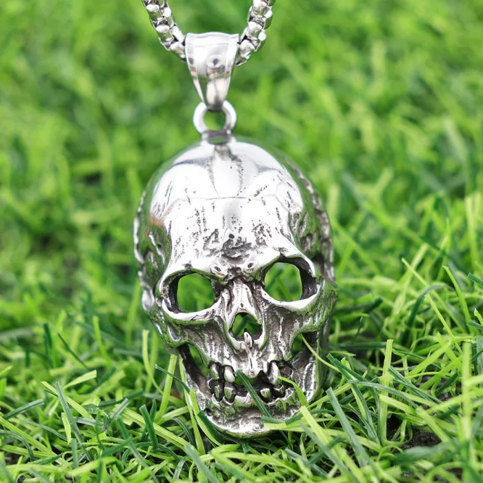 Trendy Retro Hollow-Eye Skull Pendant – Unisex Stainless Steel Necklace | Stylish Gothic Jewelry | Factory Direct & Bulk Order Friendly