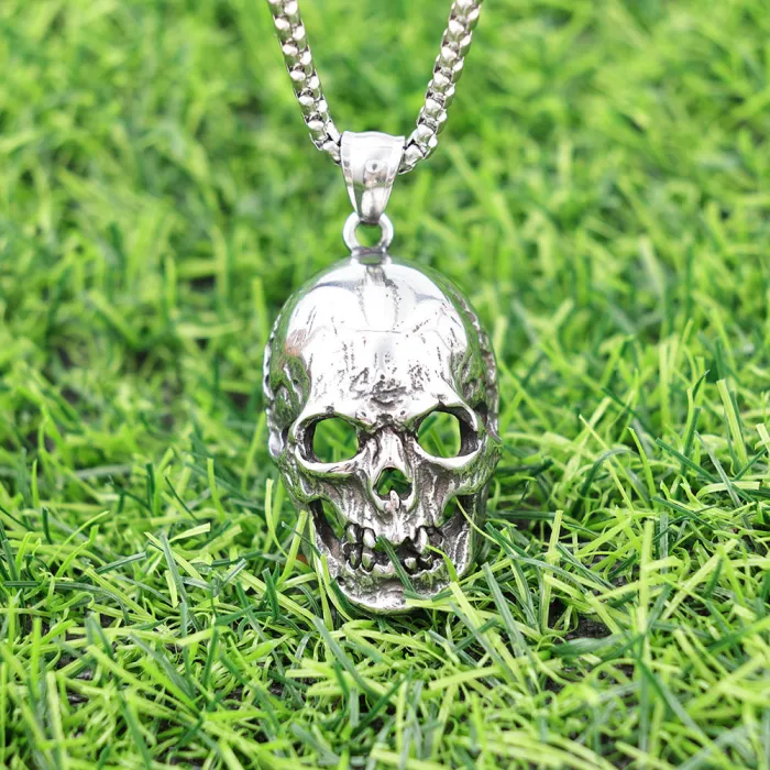 Trendy Retro Hollow-Eye Skull Pendant – Unisex Stainless Steel Necklace | Stylish Gothic Jewelry | Factory Direct & Bulk Order Friendly