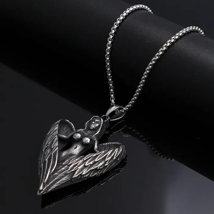 Vintage Angel Wings Stainless Steel Pendant | Tarnish-Resistant Fashion Necklace | Bulk Unisex Jewelry Supplier & Factory Direct Dropshipping