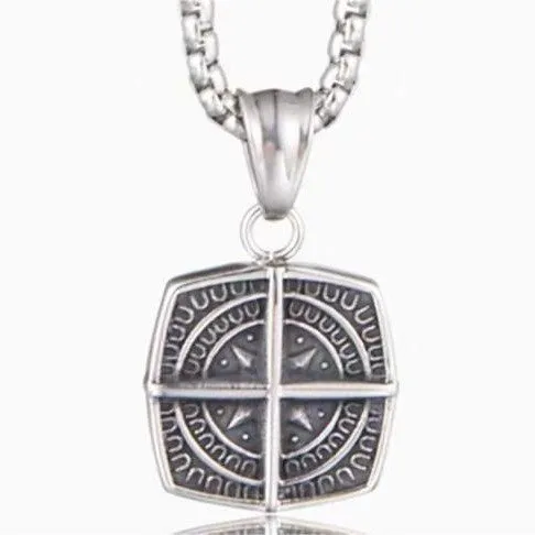 Vintage Compass Pendant – Minimalist Lightweight Stainless Steel Necklace