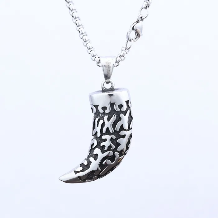 Wolf Fang Pendant – Bold 316 Stainless Steel Fashion Necklace, Wholesale Ready