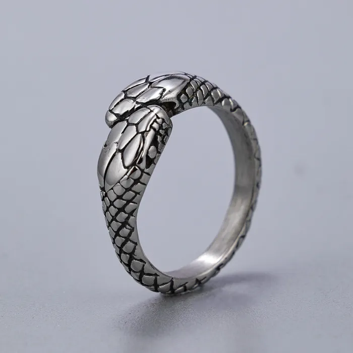 Wholesale Vintage Snake Head Ring – Creative Serpent Texture Design | Stainless Steel Statement Jewelry for Men and Women, Bulk Supply Available