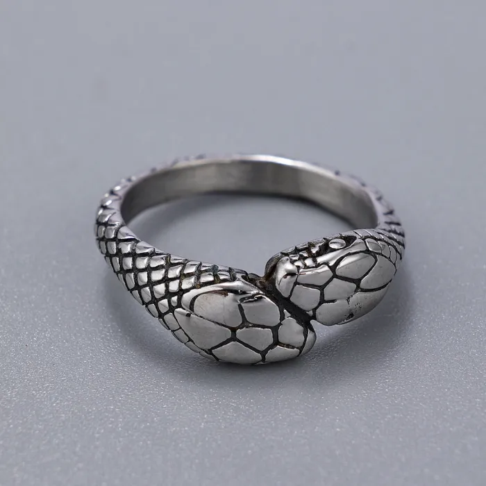 Wholesale Vintage Snake Head Ring – Creative Serpent Texture Design | Stainless Steel Statement Jewelry for Men and Women, Bulk Supply Available