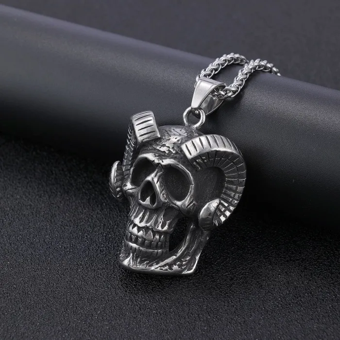 Bulk Stainless Steel Ram Skull Pendant – Bold Gothic Hip-Hop Necklace for Trendy Men | Wholesale Animal Jewelry for Streetwear & Fashion