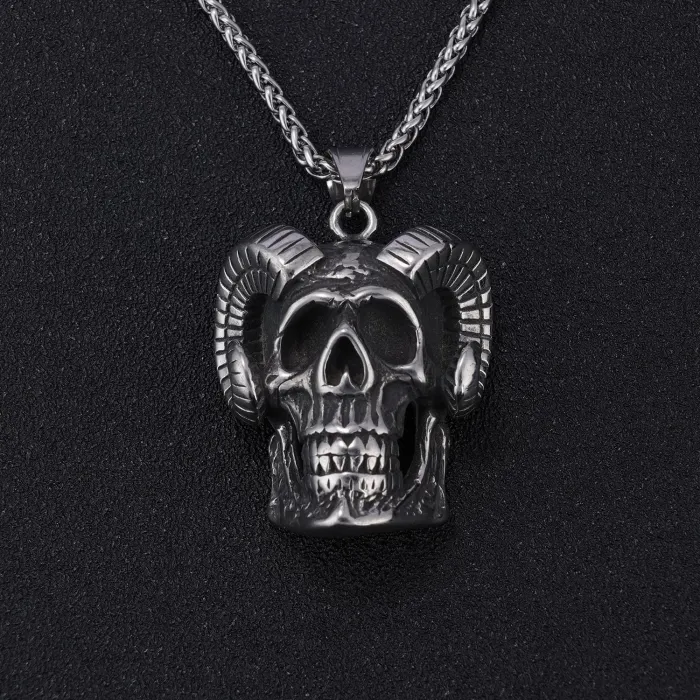 Bulk Stainless Steel Ram Skull Pendant – Bold Gothic Hip-Hop Necklace for Trendy Men | Wholesale Animal Jewelry for Streetwear & Fashion