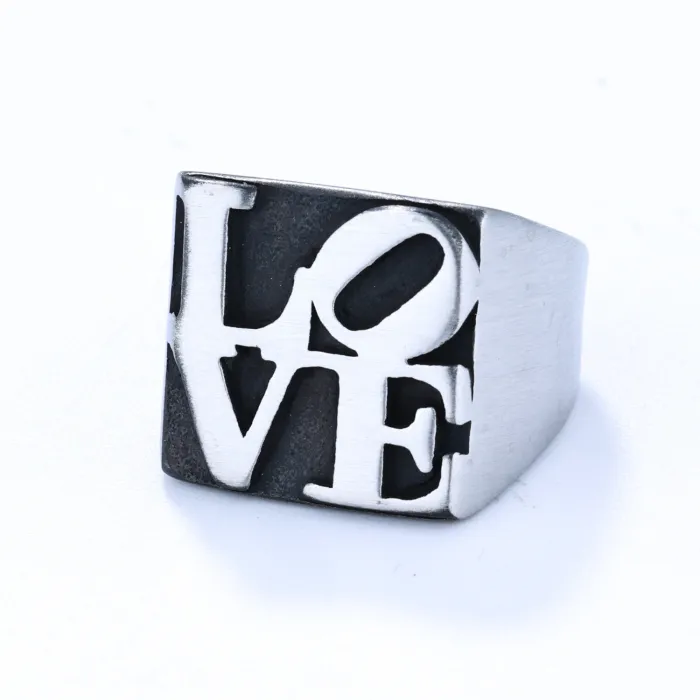 Wholesale 2022 Trendy Minimalist XXX Letter Couple Rings – Unique Stainless Steel Statement Jewelry | Bulk Simple Fashion Rings for Lovers