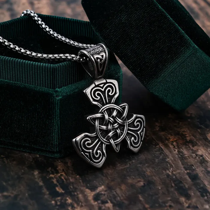 Wholesale Viking Celtic Knot Pendant – Stainless Steel Nordic Amulet Necklace | Bulk Retro Jewelry In Stock, One-Piece Dropshipping Available