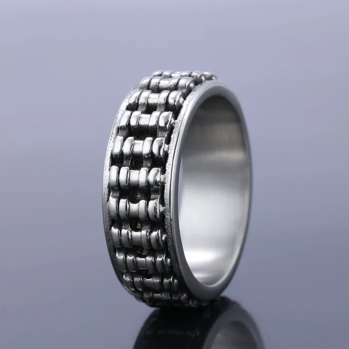Wholesale Stainless Steel Chain Link Ring – Unisex Biker Style Titanium Steel Band, In Stock, Factory Supply for Bulk Orders and Resellers