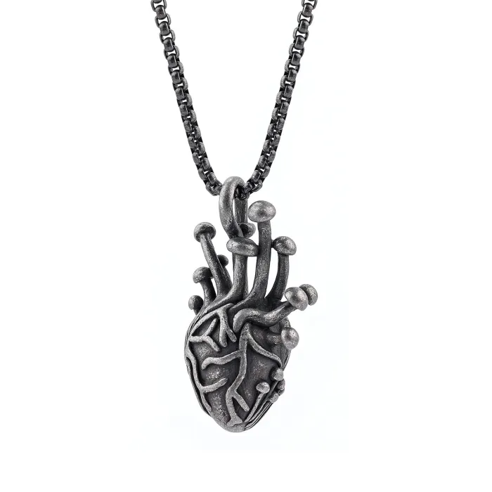 Vintage Sacred Heart Pendant Necklace Wholesale – Distressed Anatomical Heart Design for Trendy Street Style | Factory Supply, Dropshipping Available