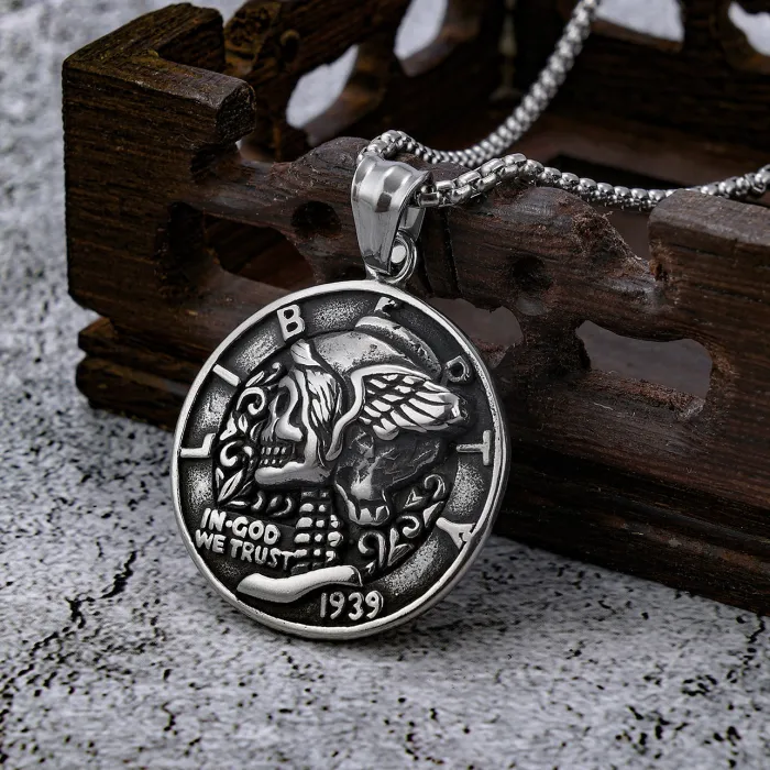 LIBFRTY Skull Helmet Pendant – Wholesale Stainless Steel Biker Style Necklace, In Stock for Dropshipping & Bulk Supply
