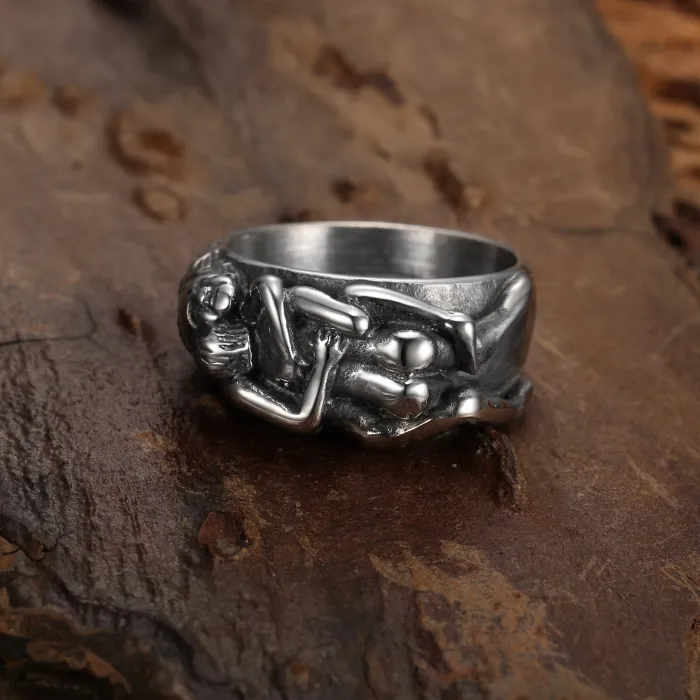 Wholesale Sexy Skull Head Ring for Men & Women – Titanium Steel Punk Style Jewelry | In-Stock Gothic Statement Ring Supplier