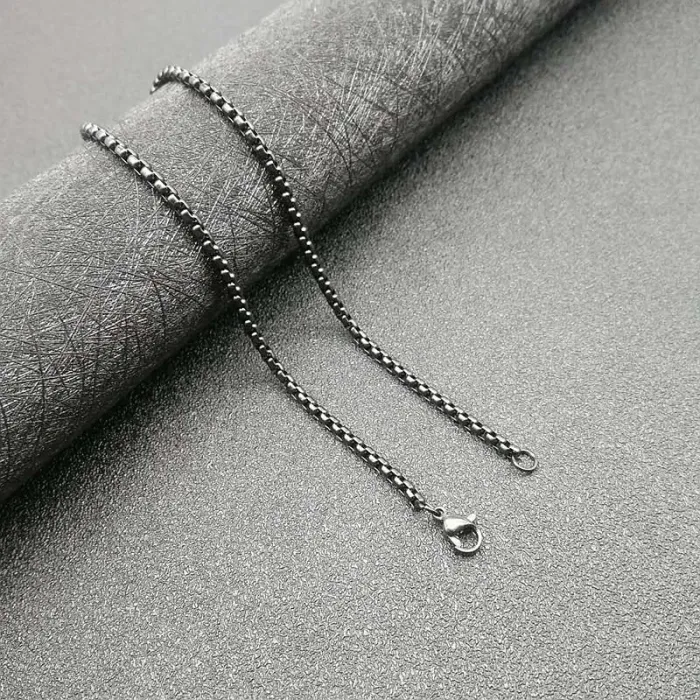 Wholesale Square Pearl Pendant Necklaces – Gold-Plated Color-Retaining Titanium Steel | Fashion Sweater Chain, In Stock