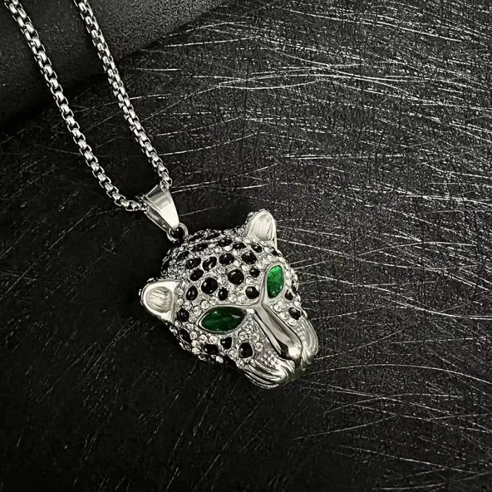 Wholesale HIPHOP Leopard Head Pendant Necklace – Gold-Plated Titanium Steel with Rhinestones | Bling Street Jewelry Supplier