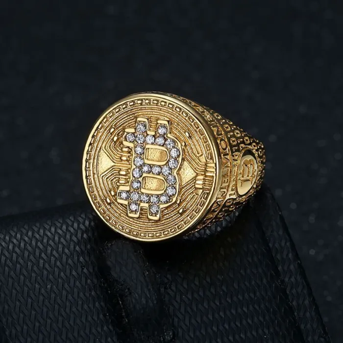 Wholesale HIPHOP Bitcoin Rings for Men – Gold-Plated Titanium Steel with Rhinestones | Crypto Bling Jewelry Supplier