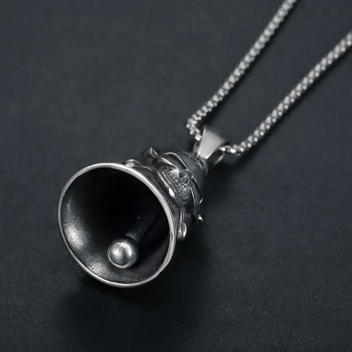 Wholesale Biker Skull Bell Keychain – Vintage Punk Titanium Steel Exorcism Pendant for Men | Motorcycle Accessory Supplier