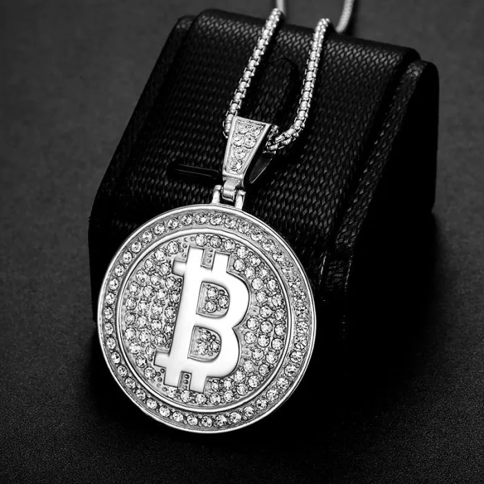Wholesale HIPHOP Bitcoin B Pendant Necklace – West Coast Gold-Plated Cast Titanium Chain | Crypto Jewelry Supplier