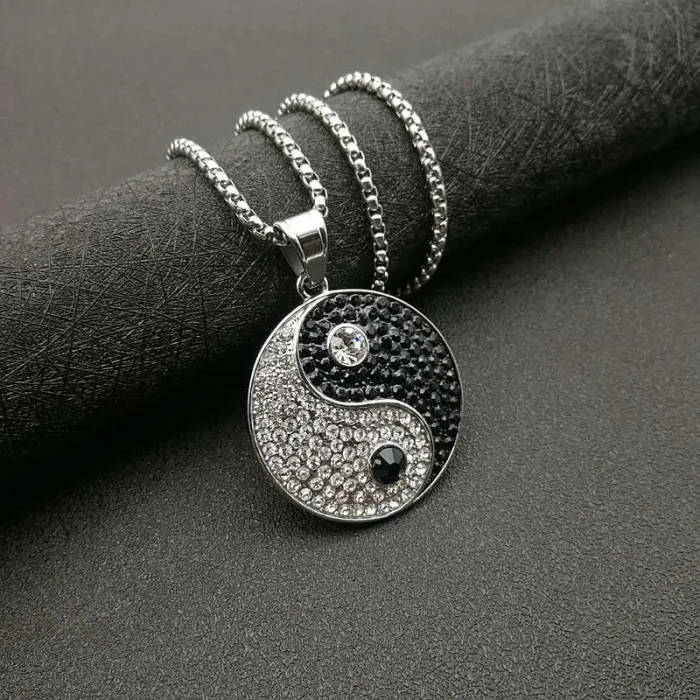 Wholesale Yin Yang Pendant Necklace – Bulk Black & Gold-Plated Titanium Steel Hip Hop Jewelry with Rhinestones