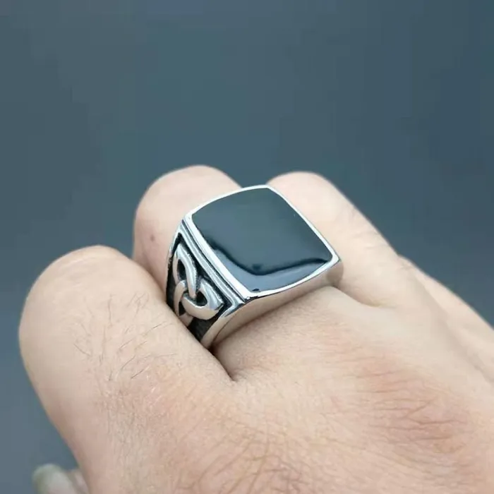 Wholesale Celtic Knot Ring for Men – Bulk Polished Titanium Steel Vintage Style Rings at Factory Price