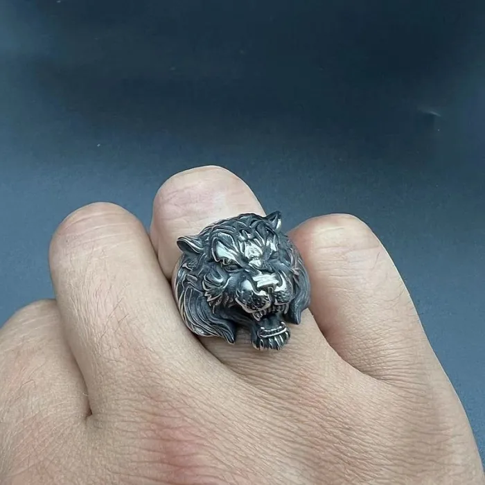 Wholesale Tiger Head Ring – Bulk Vintage Polished Stainless Steel Punk Animal Ring for Men at Factory Price