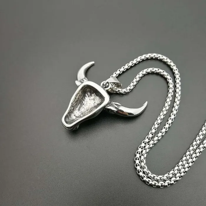 Wholesale Punk Turquoise Bull Head Necklace – Bulk Stainless Steel Pendant at Factory Price