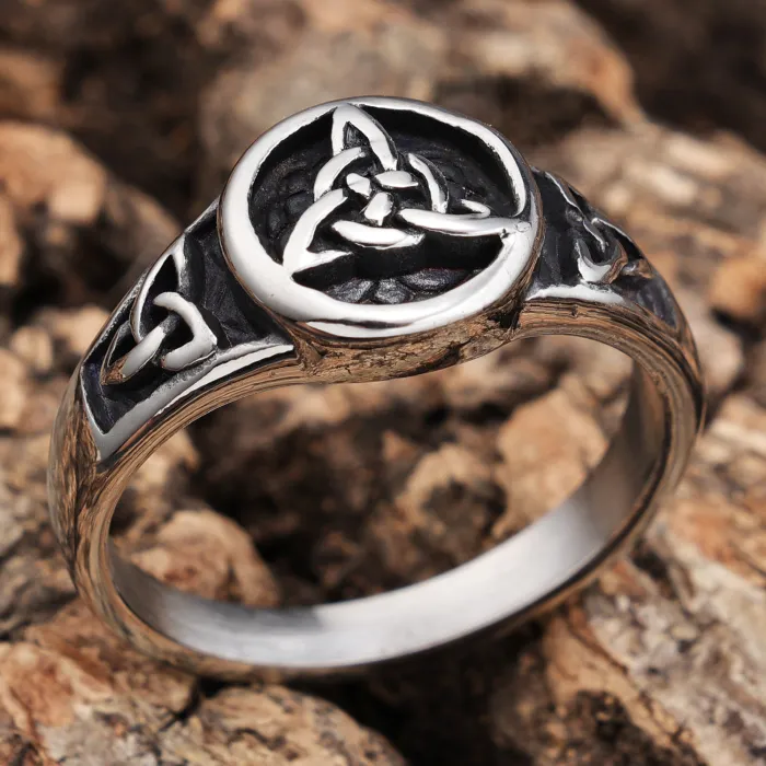Bulk Vintage-Style Men's Rings – Distressed Finish Punk Design for Trendy European Style | In Stock Jewelry Wholesale for Resellers