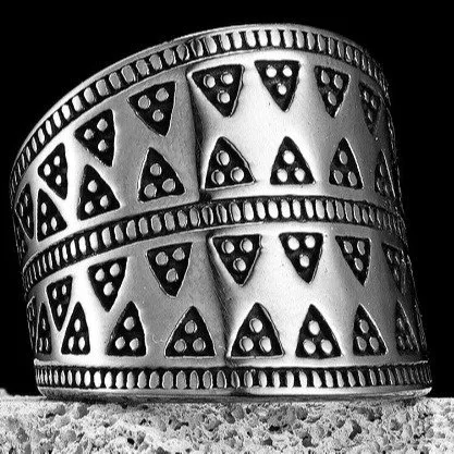Minimalist Irregular Rhombus Titanium Steel Ring – INS Style Unisex Stainless Steel Jewelry | Fashion Ring Wholesale & Bulk Supply