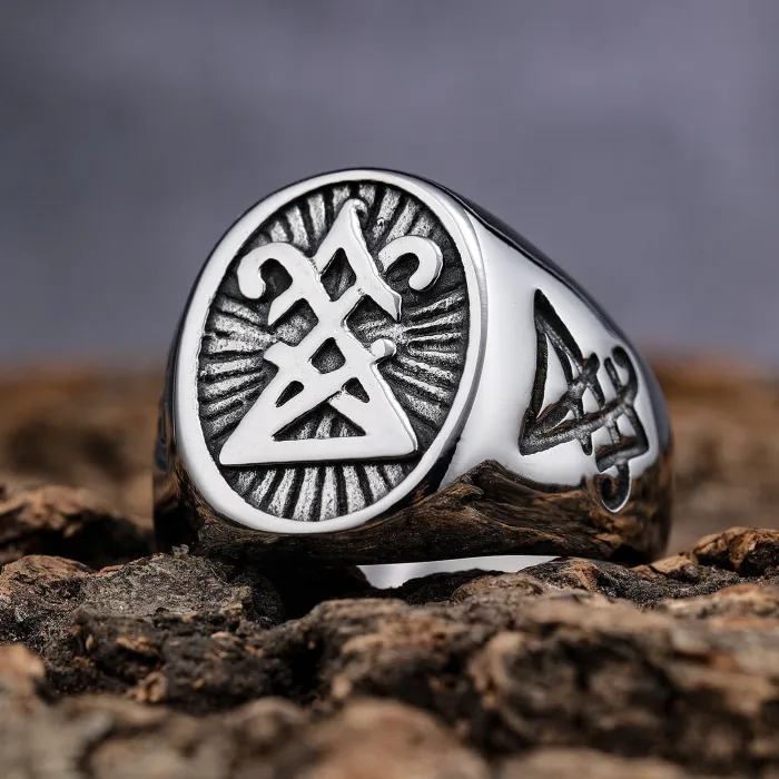Wholesale Demon Ring – Bold and Stylish Titanium Steel Ring for Men, Gothic Punk Accessory, Durable Stainless Steel Jewelry for Resellers