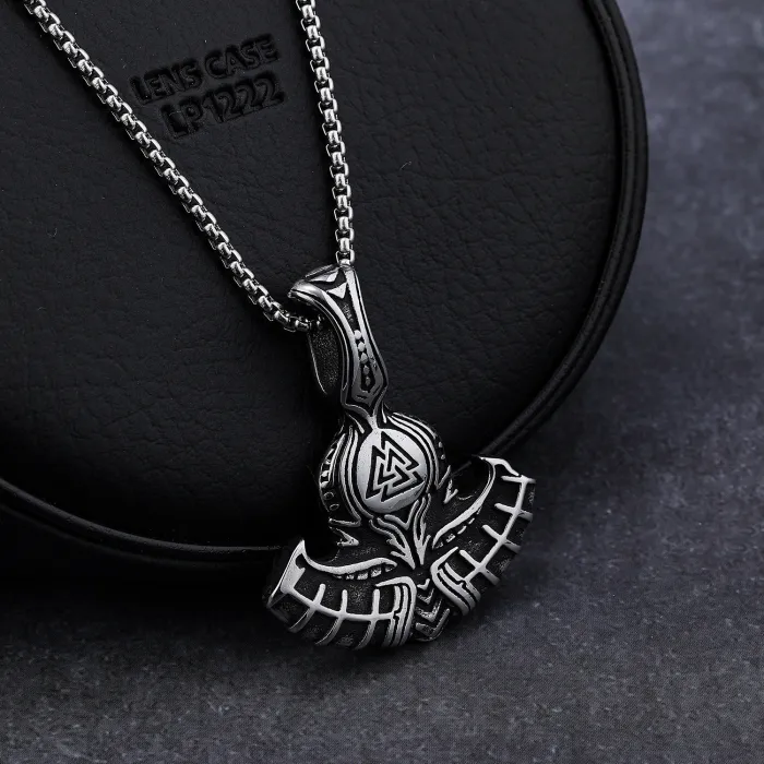 Hot-Selling Viking Rune Axe Pendant – Bold Stainless Steel Nordic Symbol Jewelry for Men | Wholesale Viking Necklace, Factory Supply, Ready to Ship