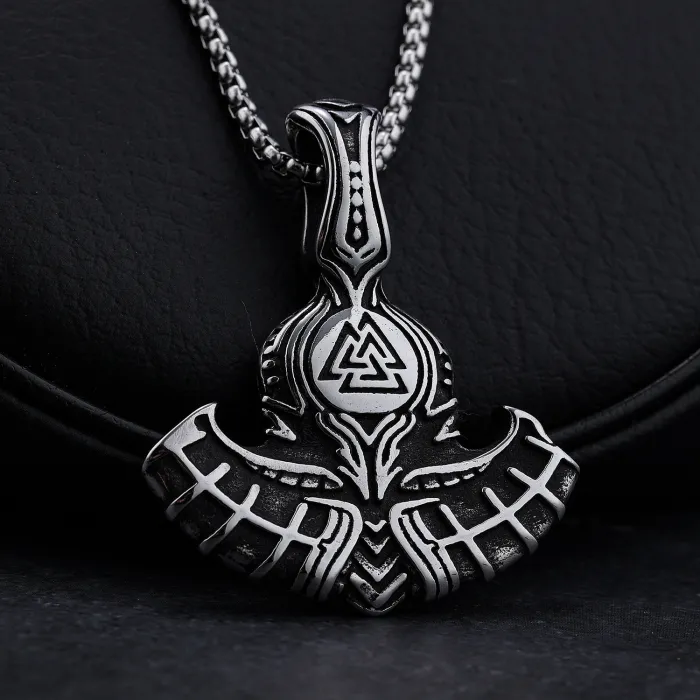 Hot-Selling Viking Rune Axe Pendant – Bold Stainless Steel Nordic Symbol Jewelry for Men | Wholesale Viking Necklace, Factory Supply, Ready to Ship