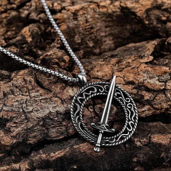 Hot Sale New Arrival Round Sword Pendant – Bold Stainless Steel Jewelry in Western Style | Fashion Accessories Wholesale Supplier
