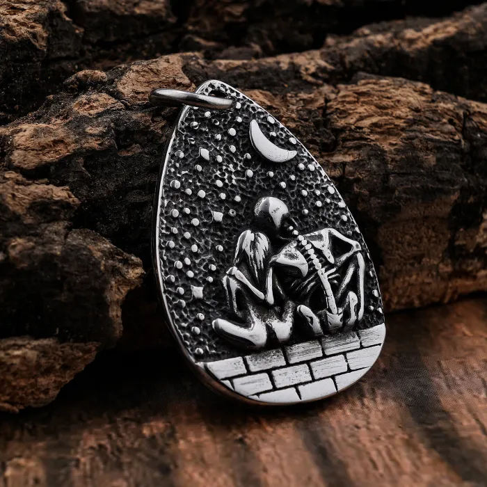 Motorcycle Style Retro Couple Skull Back Pendant – Stainless Steel Gothic Necklace | Fashion Accessories Wholesale for Men & Women