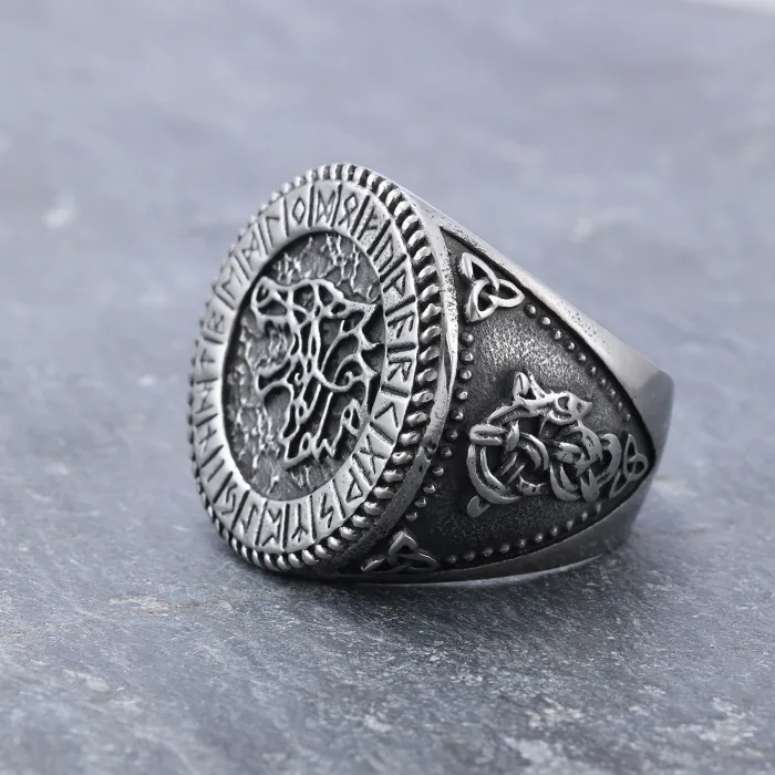 Wholesale Viking Style Wolf Head Ring for Men – Retro Stainless Steel Fashion Jewelry | Bulk Supplier for Resellers & Boutiques