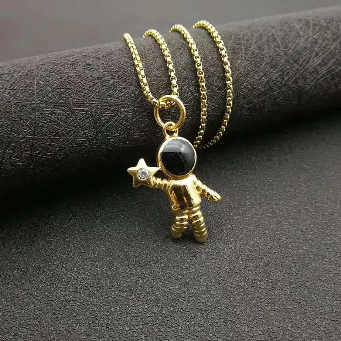 Wholesale Astronaut Pendant Necklace – Bulk Stainless Steel Hip Hop Space Jewelry for Couples at Factory Price