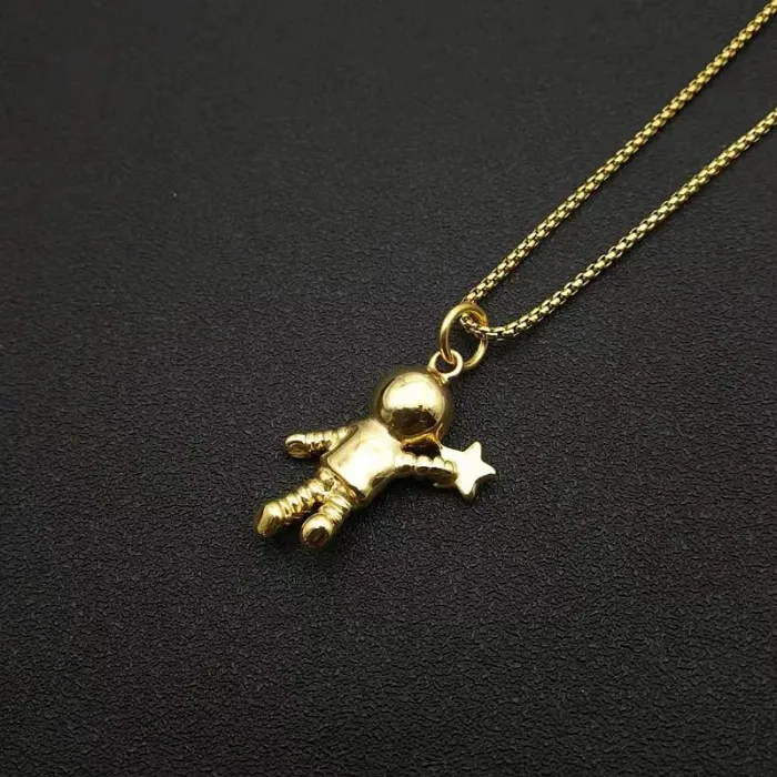 Wholesale Astronaut Pendant Necklace – Bulk Stainless Steel Hip Hop Space Jewelry for Couples at Factory Price