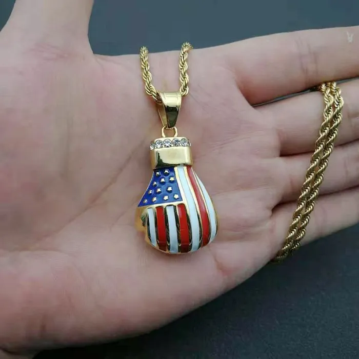 Wholesale Gold Plated Titanium Steel Boxing Glove Pendant Necklace with USA Flag – Hip Hop Iced Out Jewelry Bulk Supplier Factory Price