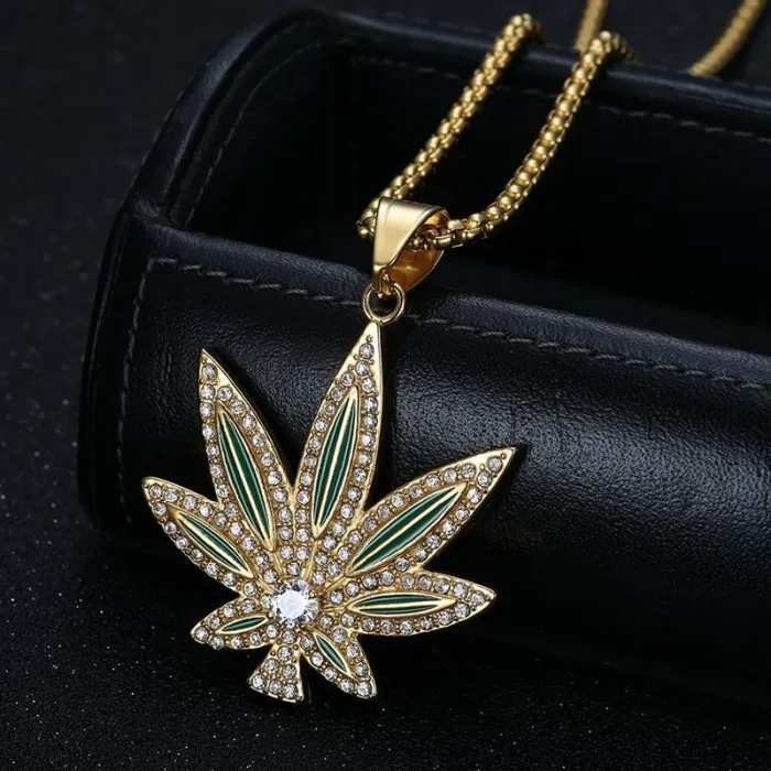 Wholesale Maple Leaf Couple Pendant – Bulk Gold-Plated Titanium Steel Hip Hop Necklace with Epoxy and CZ at Factory Price