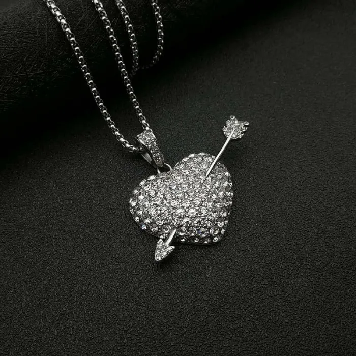 Wholesale Hip Hop Arrow Heart Pendant Necklace | Iced Out Titanium Steel Jewelry Bulk Supplier