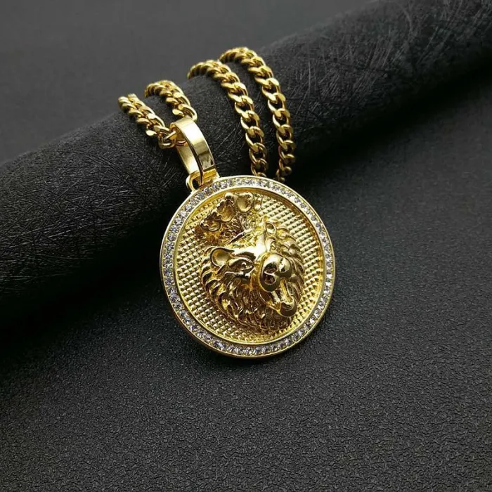 Wholesale Crown Lion Head Pendant Necklace | Hip Hop Iced Out Color-Retaining Gold Titanium Steel Jewelry Supplier