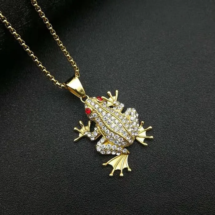 Wholesale Frog Pendant Necklace | Hip Hop Iced Out Red Eye Gold-Plated Titanium Stainless Steel Jewelry Supplier