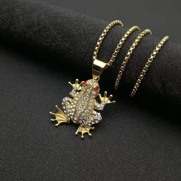 Wholesale Frog Pendant Necklace | Hip Hop Iced Out Red Eye Gold-Plated Titanium Stainless Steel Jewelry Supplier