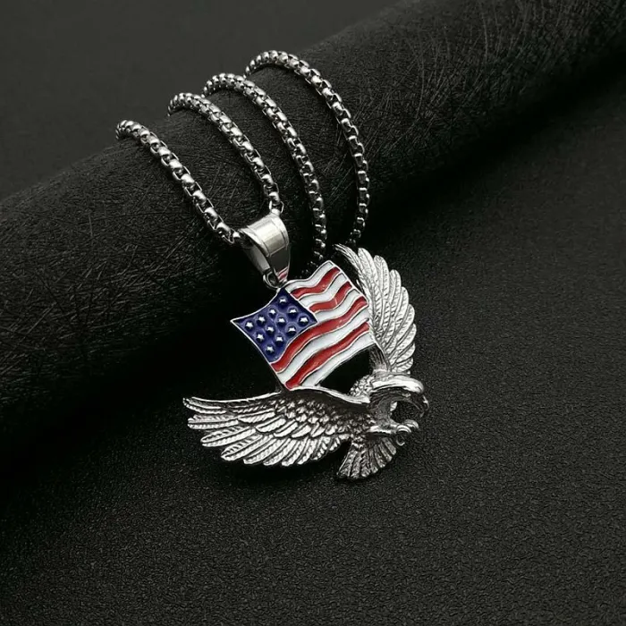 Wholesale Gold Plated Titanium Steel Eagle Pendant Necklace with Enamel National Flag – Hip Hop Jewelry Bulk Supplier Factory Price