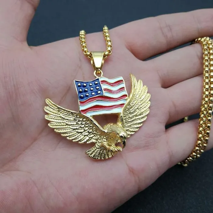 Wholesale Gold Plated Titanium Steel Eagle Pendant Necklace with Enamel National Flag – Hip Hop Jewelry Bulk Supplier Factory Price