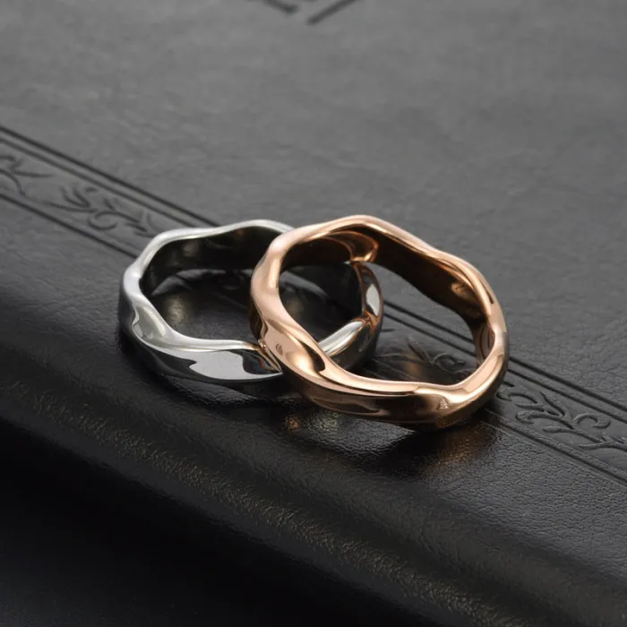 Wholesale Stainless Steel Mobius Ring – Unique Couple Band Minimalist Fashion Jewelry Factory Price