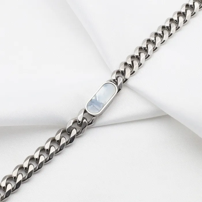 18K Gold Plated Stainless Steel Bracelet for Women – Simple Stylish Jewelry Gift