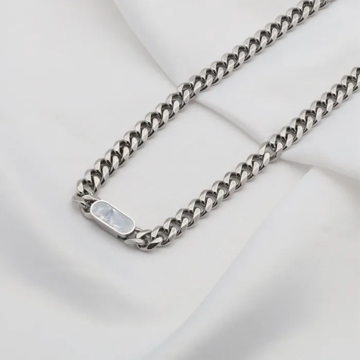 18K Gold Plated Stainless Steel Necklace for Women – Elegant Everyday Jewelry Gift