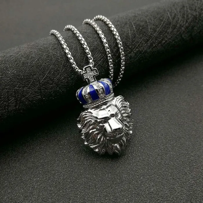 Wholesale Gold Plated Titanium Steel Crown Lion Head Pendant Necklace – Hip Hop Iced Out Jewelry Bulk Supplier Factory Price